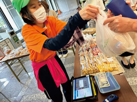 移動販売のようす①